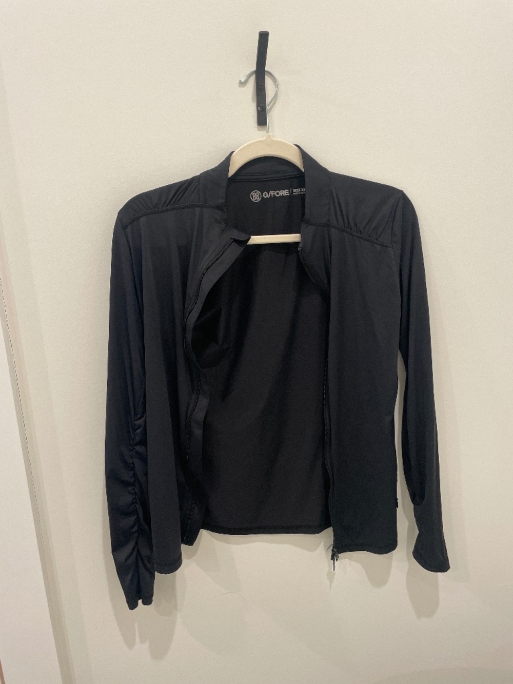 G/FORE Women's Black silk tech nylon ruched layer jacket